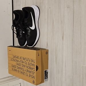 Nike Revolution 6 NN (NEW)